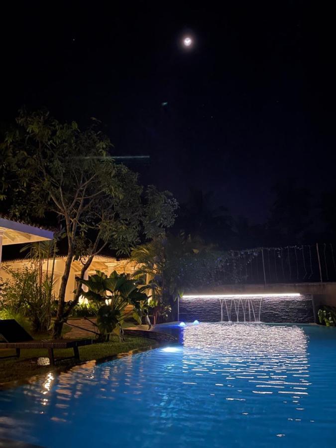 Claire Villa By Younger Villas & Resorts Ahangama Exteriör bild