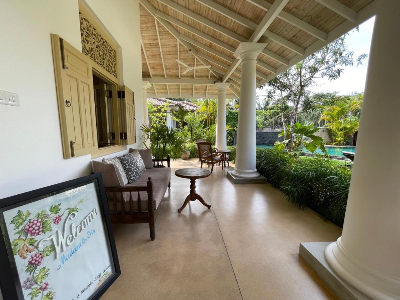 Claire Villa By Younger Villas & Resorts Ahangama Exteriör bild