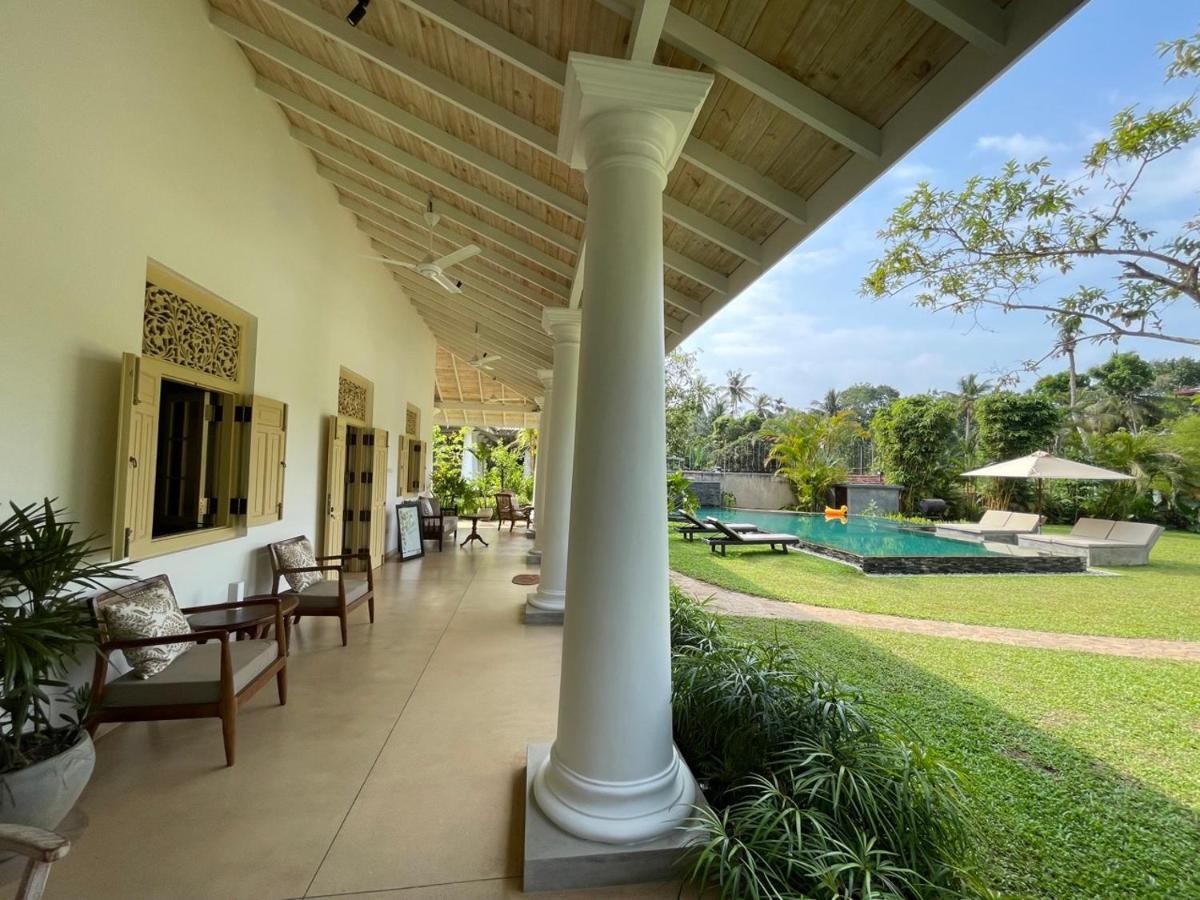 Claire Villa By Younger Villas & Resorts Ahangama Exteriör bild