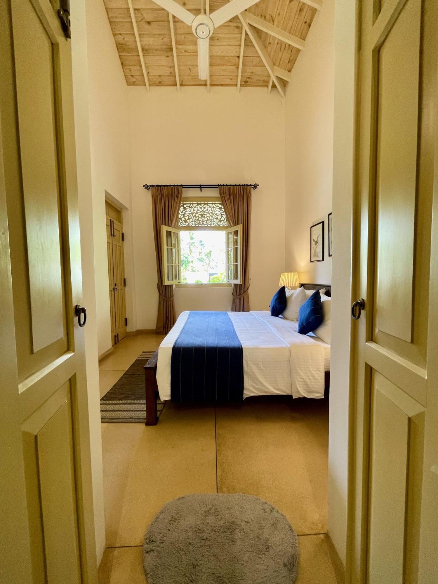 Claire Villa By Younger Villas & Resorts Ahangama Exteriör bild