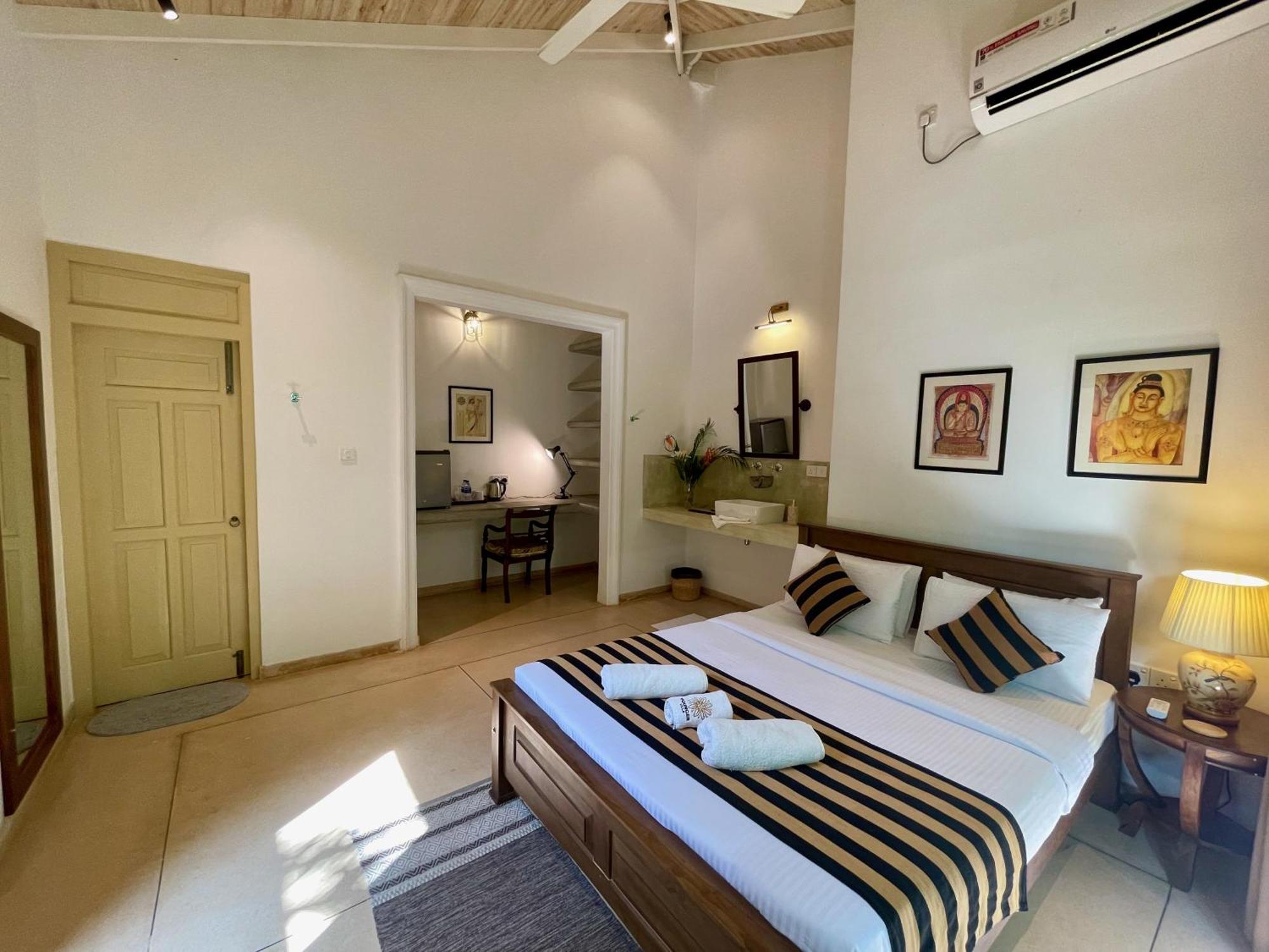 Claire Villa By Younger Villas & Resorts Ahangama Exteriör bild