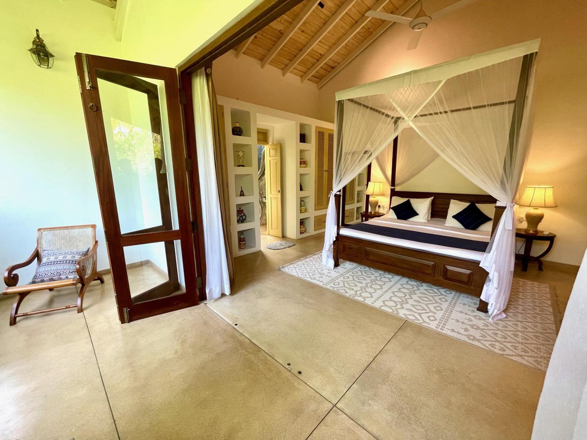 Claire Villa By Younger Villas & Resorts Ahangama Exteriör bild