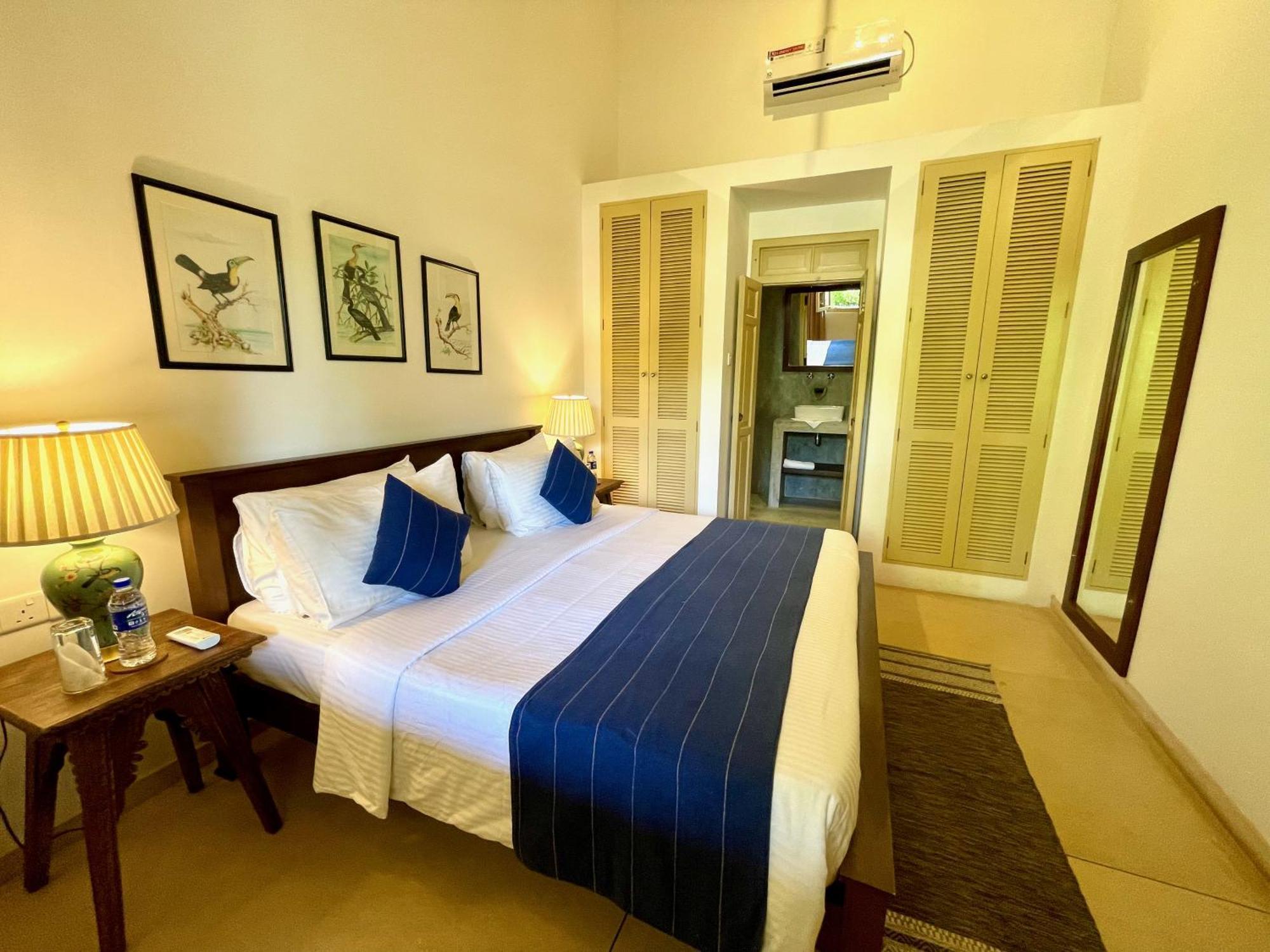 Claire Villa By Younger Villas & Resorts Ahangama Exteriör bild